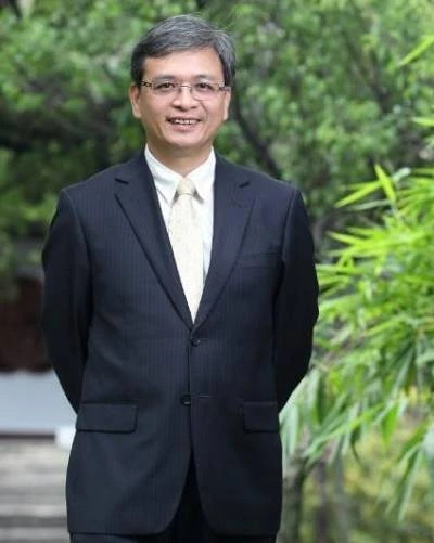 Chairman 4